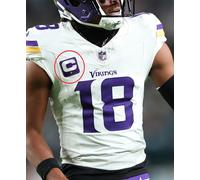 2023 Minnesota Vichinghi Justin Jefferson Viola Capitani 1- ⭐Stella C-Patch