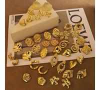 24 pezzi Orecchini eleganti placcati in oro 18K in acciaio inossidabile - Varietà di stili tra cui foglie, fiori, conchiglie e motivi geometrici, adatti per uso quotidiano e come regalo, anche un acce