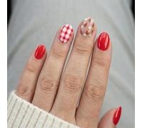 24PCS Red Strawberry Press On Nails Short Round con Nail Tools - Gingham Pattern riutilizzabile unghie finte per le donne, facile da applicare, vestibilità comoda, set manicure fai da te alla moda