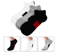 3 coppie calzini estivi primaverili bassi anti-skid per l'uomo che indossa