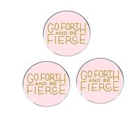 3 spille da bavero in lega con citazioni motivazionali "Go Forth and Be Fierce", in lega metallica, per vestiti, zaini, cappelli, accessori, 3cm x 3cm, Metallo