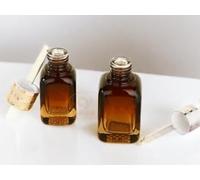 30ml Essenza Abbronzante Viso,Scuro Siero Autoabbronzante Concentrato, A Rapido Assorbimento, Azione Idratante,Gocce autoabbronzanti per Corpo e Viso,Per tutti i tipi di pelle(Marrone)