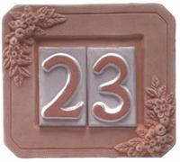 34723 Q.TA' 5 PORTANUMERO IN TERRACOTTA 2 POSTI 18X16 CM