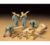 Tamiya 300035188 - Set Statuette Soldati della seconda Guerra Mondiale, addetti