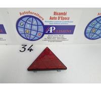 37026030 CATADIOTTRO TRIANGOLARE PLASTICA FISSAGGIO A SCATTO ROSSO mm 150