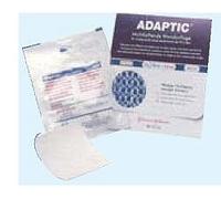 3M MEDICAZIONE NON ADERENTE STERILE APTIC MISURA 7,6X20,3CM 10 PEZZI