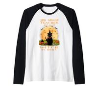 3rd Grade Teacher By Day Witch By Night Halloween Costume Maglia con Maniche Raglan