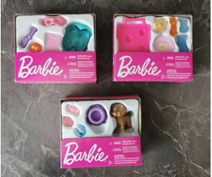 3x Barbie FHY70 Piccolo Accessorio Set Cagnolino E Diversi Accessori Nuovo