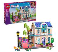 LEGO Friends Casa della Famiglia di Liann - Giocattolo in Miniatura da Costruire con Giardino, 4 Mini Bamboline, Animale Axolotl, Gecko e Accessori - Regalo di Compleanno per Bambine da 7 Anni - 42687
