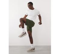 4505 - Icon - Pantaloncini da allenamento da 18 cm in tessuto ad asciugatura rapida kaki con tasche con zip-Verde XS