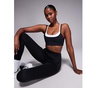 4505 - Reggiseno sportivo morbido al tatto a doppio strato nero e bianco con spalline e imbottitura rimovibile 46