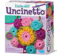 4M L’Arte dell’Uncinetto - Kit Creativo per Bambini | Impara a Realizzare Cappelli, Borse e Decorazioni | Gioco Educativo Manuale per Piccoli Artisti 8+