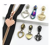 5/10/20 cursori con cerniera 5# per borse in nylon Zippers Tape Bags Clothes Heart Shape Zip Pulls Decoration Zips Head Sewing Accessories(ZT053-Silver, 20 pezzi)