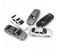 5 Pezzi Di Modellini Di Automobili Dipinte Che Costruiscono Il Layout Del Treno