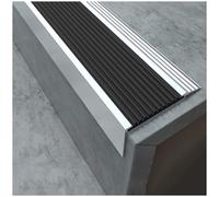 5× Profilo for gradini in alluminio a forma di L che previene le cadute. Profilo antiscivolo autoadesivo for proteggere i bordi dei gradini interni ed esterni.(Black,5 * 2cm(1.96 * 0.78in))