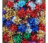 50 Coccarde (Metallizzate) Miste Ø tra 5cm e 6cm - colorate adesive per pacchi regalo vari colori medie grandi 5 cm 6 cm fiocchi stelle adesivi compleanno natale regali natalizi compleanni