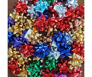 50 Coccarde (Metallizzate) Miste Ø tra 5cm e 6cm - colorate adesive per pacchi regalo vari colori medie grandi 5 cm 6 cm fiocchi stelle adesivi compleanno natale regali natalizi compleanni - PWVP