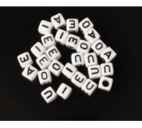 500, 1000pcs 6mm Bianco Cubo Misto & Singolo A - Z Lettere Acrilico Perline