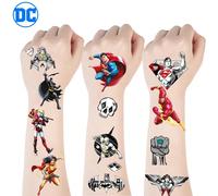 6 Pezzi di Tatuaggi Temporanei DC Ufficiali con Disegni di Flash, Batman e Superman, Impermeabili e Duraturi, Unici per Uso Quotidiano, Feste ed Eventi, Mostra il Tuo Spirito Eroico Modello CT-DC016Ca