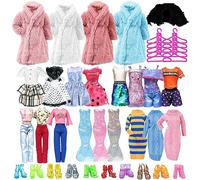 68 vestiti, accessori per bambole con 1 abito formale, 6 abiti quotidiani, 5 vestiti quotidiani, 1 maglione, 2 cappotti, 10 paia di scarpe, 10 appendiabiti, 18 accessori