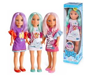 700014792 Bambola Nancy, un giorno di colore - rosa