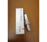 7700107916 1 x Candela d'accensione -ORIGINALE- RENAULT CLIO II 1.2 SOCIETE 3P
