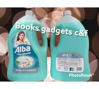 8 pezzi Alba Detergente Pavimenti e tutte le Superfici Ninfea & Frangipane 4Lt