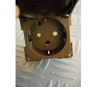 95332.50 PRESA 220 SHUKO STD COMP. DI COPER. MARRONE X CARAVAN / CAMPER & BARCHE