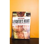Sam Sheridan A Fighter's Heart (Tascabile)