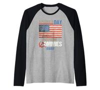 A Pledge A Day Keeps The Commies Away American Flag America Maglia con Maniche Raglan