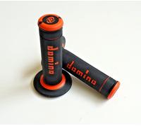 A190 COPPIA MANOPOLE DOMINO BICOLORE NERO-ARANCIO UNIVERSALI per Beta RR 50