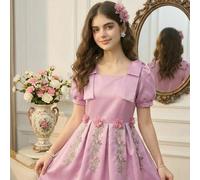 Abito in raso elegante ed etichettato per ragazze, adatto per banchetti e occasioni di celebrazione primaverili/estive, tessuto morbido che evidenzia l'eleganza e la grazia come abito da cerimonia e d