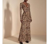 Abito lungo con scollo a V profondo, maniche lunghe, arricciato, con stampa leopardata su tutta la superficie, elegante e sexy, collezione di abbigliamento di lusso e di stile per l'autunno SHEIN X JI