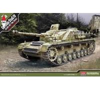 Stug IV Sd.kfz.167 Early Tank Plastic Kit 1:35 Model ACADEMY