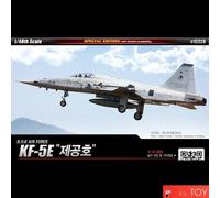 Academy 1/48 ROK Air force KF-5E "Jekong-ho" Kit modello in plastica per...