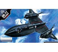 SR-71 Blackbird 1:72 Plastic Model Kit ACADEMY