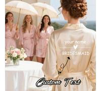 Accappatoio da sposa in raso personalizzato, design a maniche corte, accappatoio da damigella d'onore personalizzato, accappatoio in raso personalizzato, accappatoio da damigella per la preparazione, 