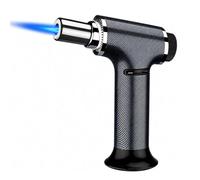 Accendino a butano con fiamma antivento, blocco di sicurezza e resistenza al calore di 1300 °C, ideale per candele e campeggio, design da tavolo in metallo