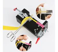 Accessorio per la caccia alla maschera legata con elastico in gomma per