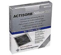 Actisorb Silver Medicazione In Carbone Attivo Con Argento 10,5x10,5 Cm 3 Pezzi