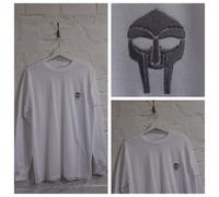 Actual Fact Doom Stemma Ricamato Mf Doom Bianco Manica Lunga Maglietta