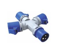Adattatore multipresa 3 prese industriali con coperchio spina a 3 poli CEE. IP44