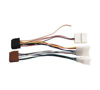 Adattatore per autoradio con interfaccia ISO con comandi al volante, progettato per una facile installazione diretta