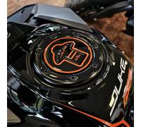 Resin Bike Adesivi Moto Compatibile con KTM Duke 125 200 250 390 2021 2022 Nero. Protezione Tappo Serbatoio da Urti e Graffi. Adesivo 3D Resinato - Made in Italy