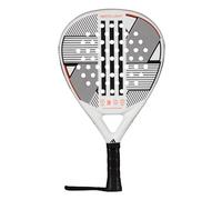 adidas La Match Light 3.2 è una racchetta di forma rotonda ideale per i giocatori occasionali. Questa racchetta è stata progettata per offrire il massimo comfort e durata e fin dal primo momento le sensazioni saranno imbattibili. Offre una grande maneggevolezza grazie al suo formato e al bilanciamento basso, un comfort sensazionale grazie alla sua composizione in fibra di vetro e alla gomma EVA Soft Performance e una grande potenza grazie alla combinazione di materiali con cui è stata costruita. Profilo del giocatore: Racchetta progettata per i giocatori occasionali che stanno prendendo confidenza con il padel e che cercano le migliori sensazioni fin dall'inizio. CARATTERISTICHE: Forma: Rotonda Peso: 345-360 grammi Gomma: EVA Soft Performance Telaio: Fibra di vetro Faccia: Fibra di vetro"