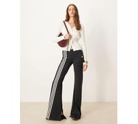 adidas Originals - Leggings a zampa neri con tre strisce a nastro-Nero XS
