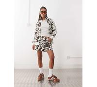 adidas Originals - Pantaloncini stile sprinter in raso con stampa pezzata-Multicolore M