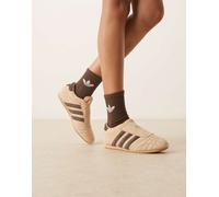 Scarpe adidas Taekwondo Magic Beige / Wonder White / Gum 41 1/3