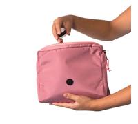 adidas La Borsetta per Cosmetici Perfetta L'elegante Accesory Bag 2026 di adidas è l'accessorio ideale per chi desidera organizzare i propri cosmetici con stile. Questa borsetta per cosmetici unisce d