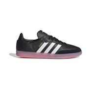adidas Scarpa da calcio per interni con licenza Samba, unisex, tomaia in morbida pelle, squadre iconiche, Juventus, 12 Women/11 Men